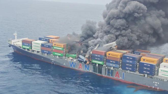 新加坡貨船在印度海域爆炸中國船員10人獲救最新細(xì)節(jié)曝光(圖6)