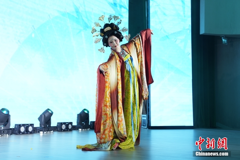哈薩克斯坦“中國旅游年”在阿斯塔納開幕(圖1)